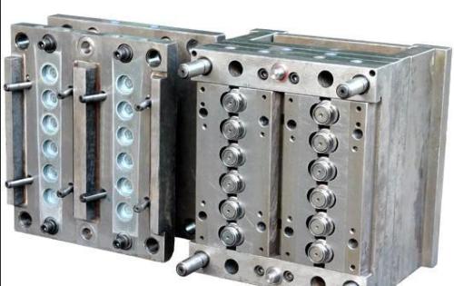 科翔模具為您分析，國內(nèi)塑料模具行業(yè)存在的問題