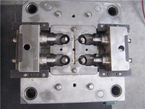 科翔模具告訴您，如何提高模具零配件加工質(zhì)量？