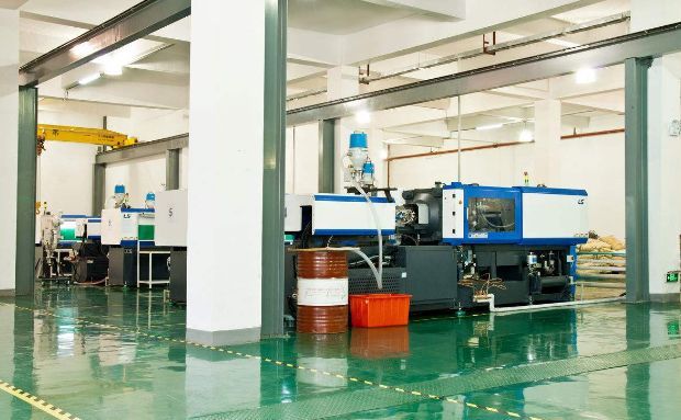 注塑模具成型制品，如果表面有裂紋該如何解決？