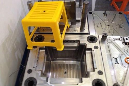 注塑模具加工中模具原理及組成要點有那些呢？