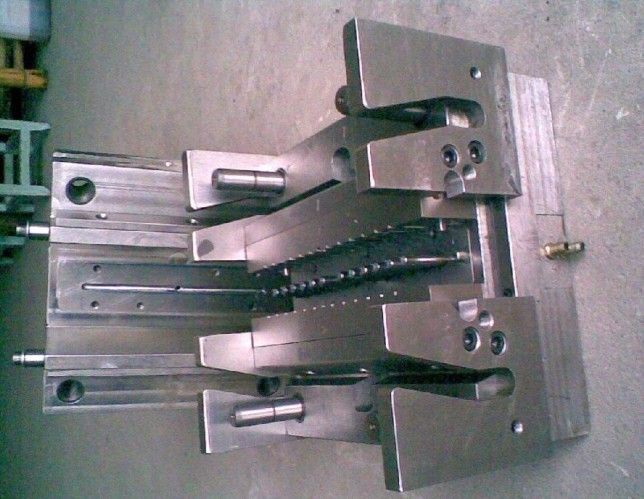 深圳模具廠,什么是注塑模具？