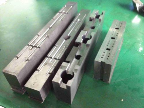 塑膠模具加工模具配件的分類有哪些呢？