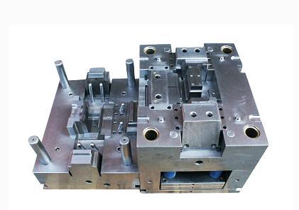 注塑模具生產(chǎn)加工制造過程中，顏色暗和光澤差如何解決